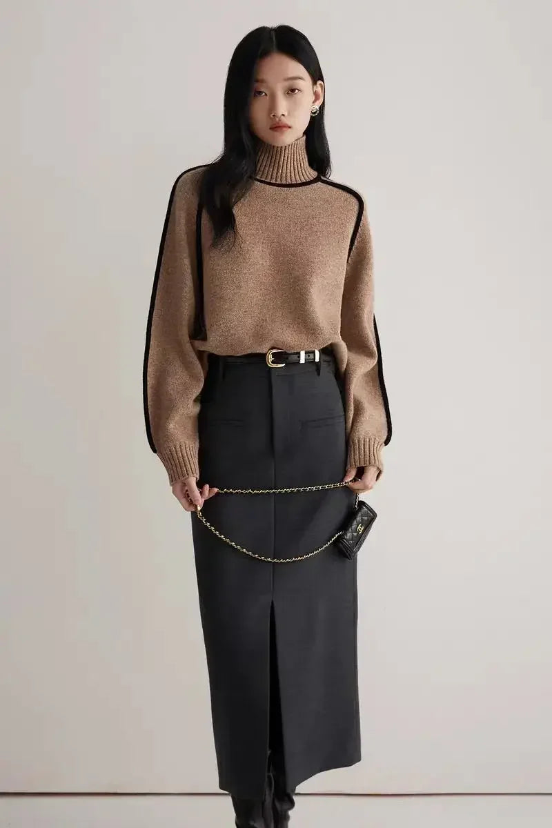 Contrast Seam Relaxed Turtleneck Sweater