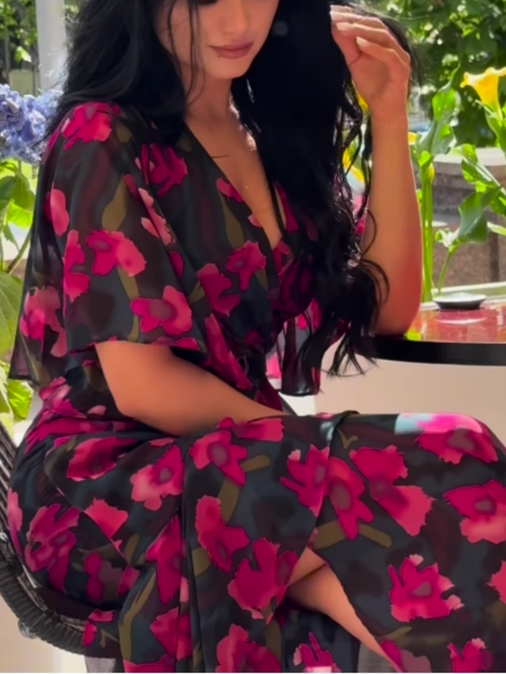 Vintage Floral Trumpet Sleeve V-Neck Midi Dress