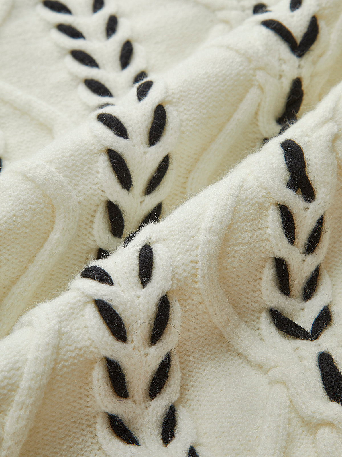 Contrast Trim Cinched Knit Sweater