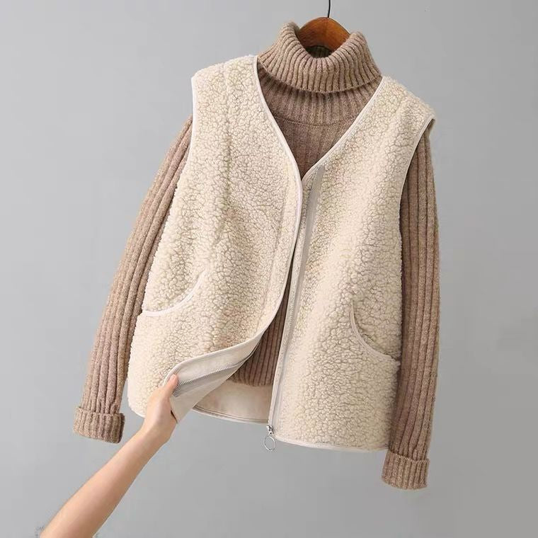 Soft Wool Zip-Front Utility Vest with Pockets