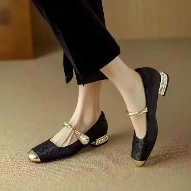 Pointed Toe Slingback Kitten Heels