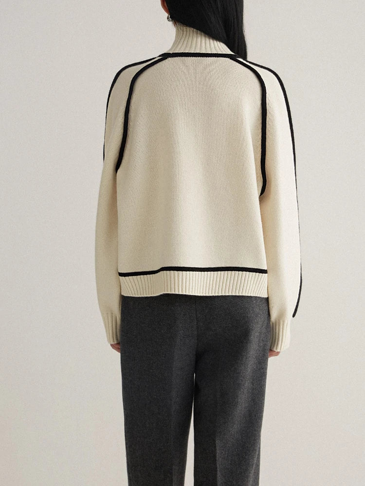 Contrast Seam Relaxed Turtleneck Sweater