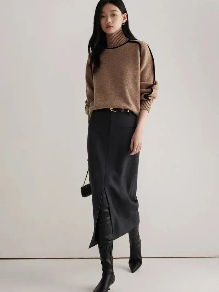 Contrast Seam Relaxed Turtleneck Sweater